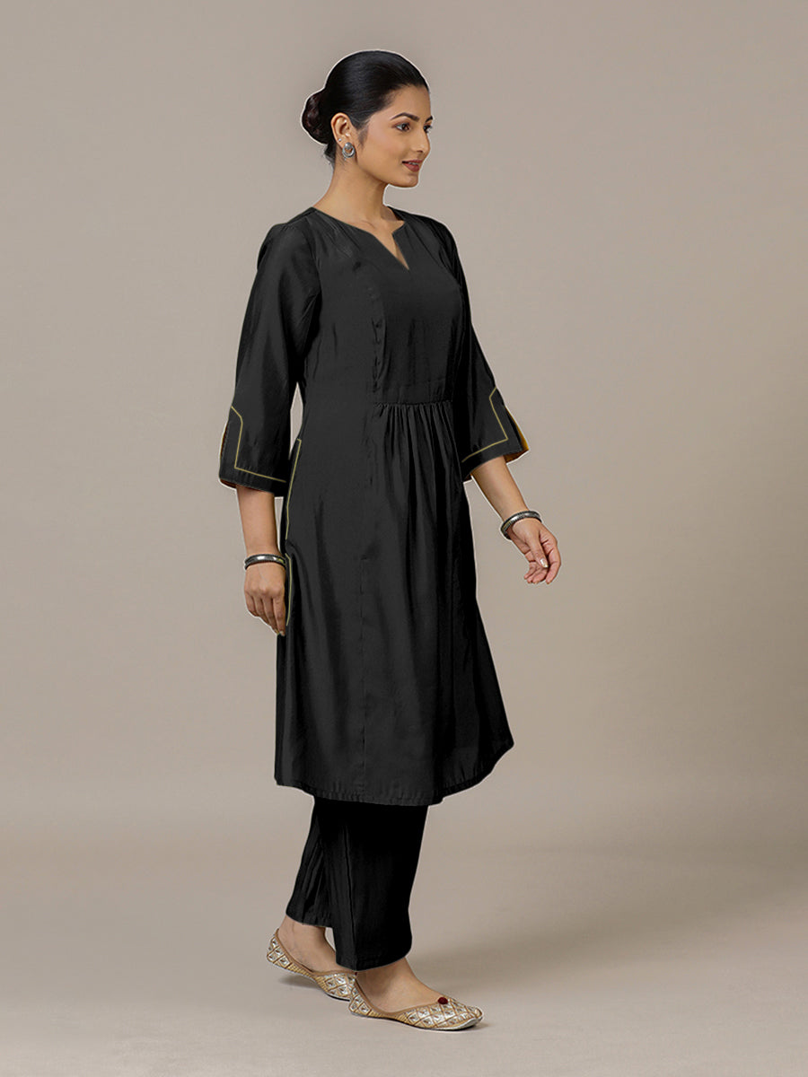 Nimrat x Rozaana Kurta, in Black Viscose, featuring three quarter sleeves and round neck with splitline (view 8).