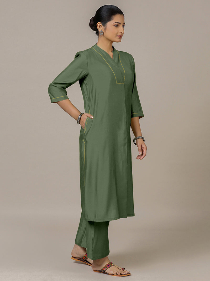Paakhi x Rozaana | A Line Kurta in Hunter Green with Thread Work | Coords or Only Kurta-Binks