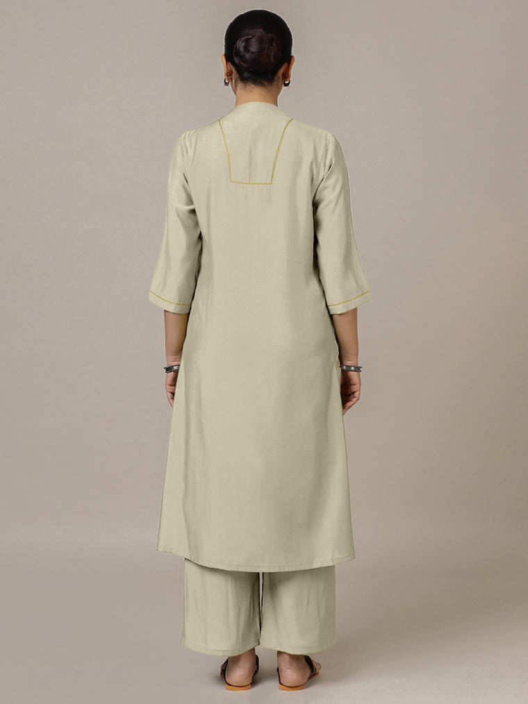 Paakhi x Rozaana Kurta, in Cream Viscose, featuring three quarter sleeves and round neck with splitline (view 2).