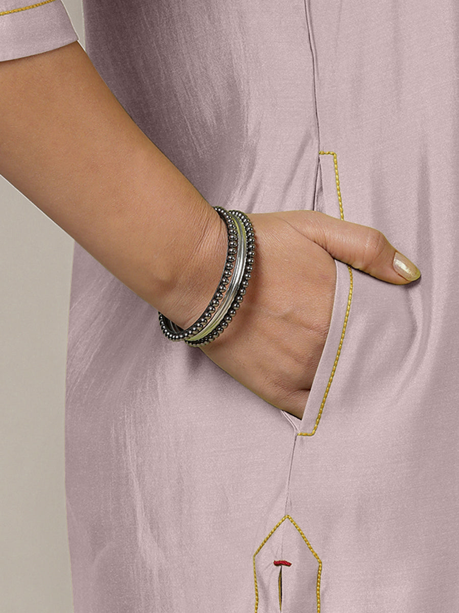 Paakhi x Rozaana Kurta, in Purple Viscose, featuring three quarter sleeves and round neck with splitline (view 5).