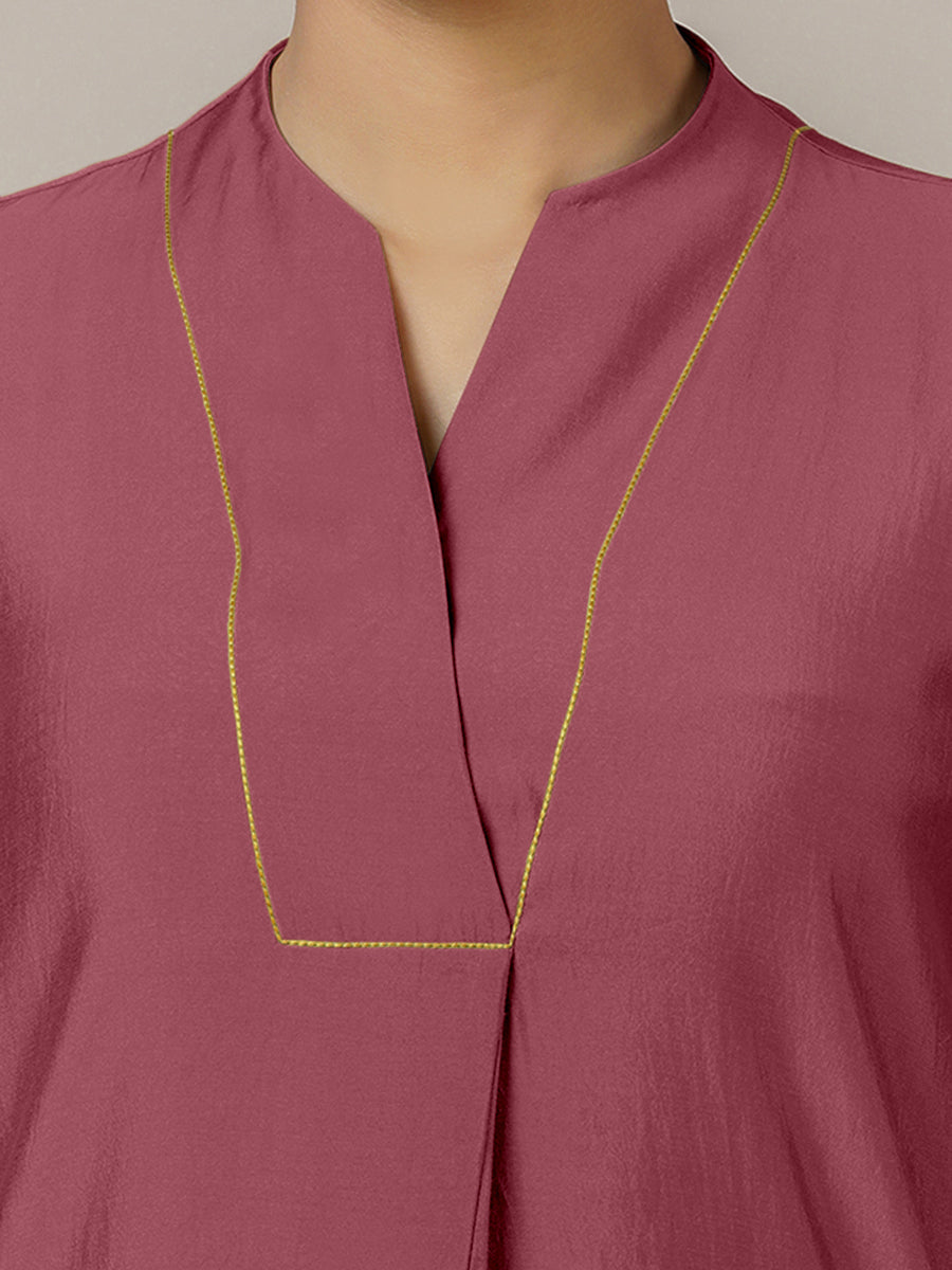 Paakhi x Rozaana Kurta, in Pink Viscose, featuring three quarter sleeves and round neck with splitline (view 3).