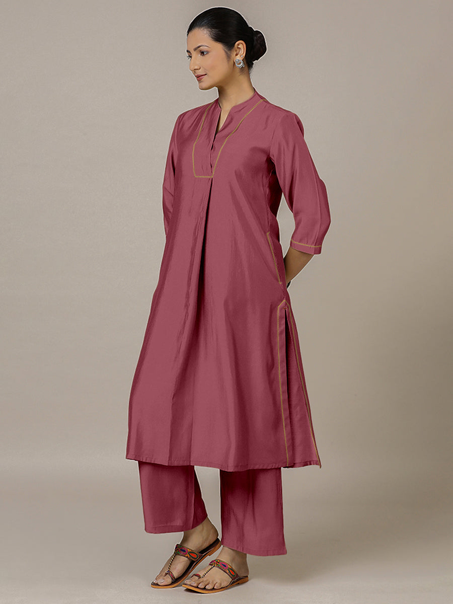 Paakhi x Rozaana Kurta, in Pink Viscose, featuring three quarter sleeves and round neck with splitline (view 8).
