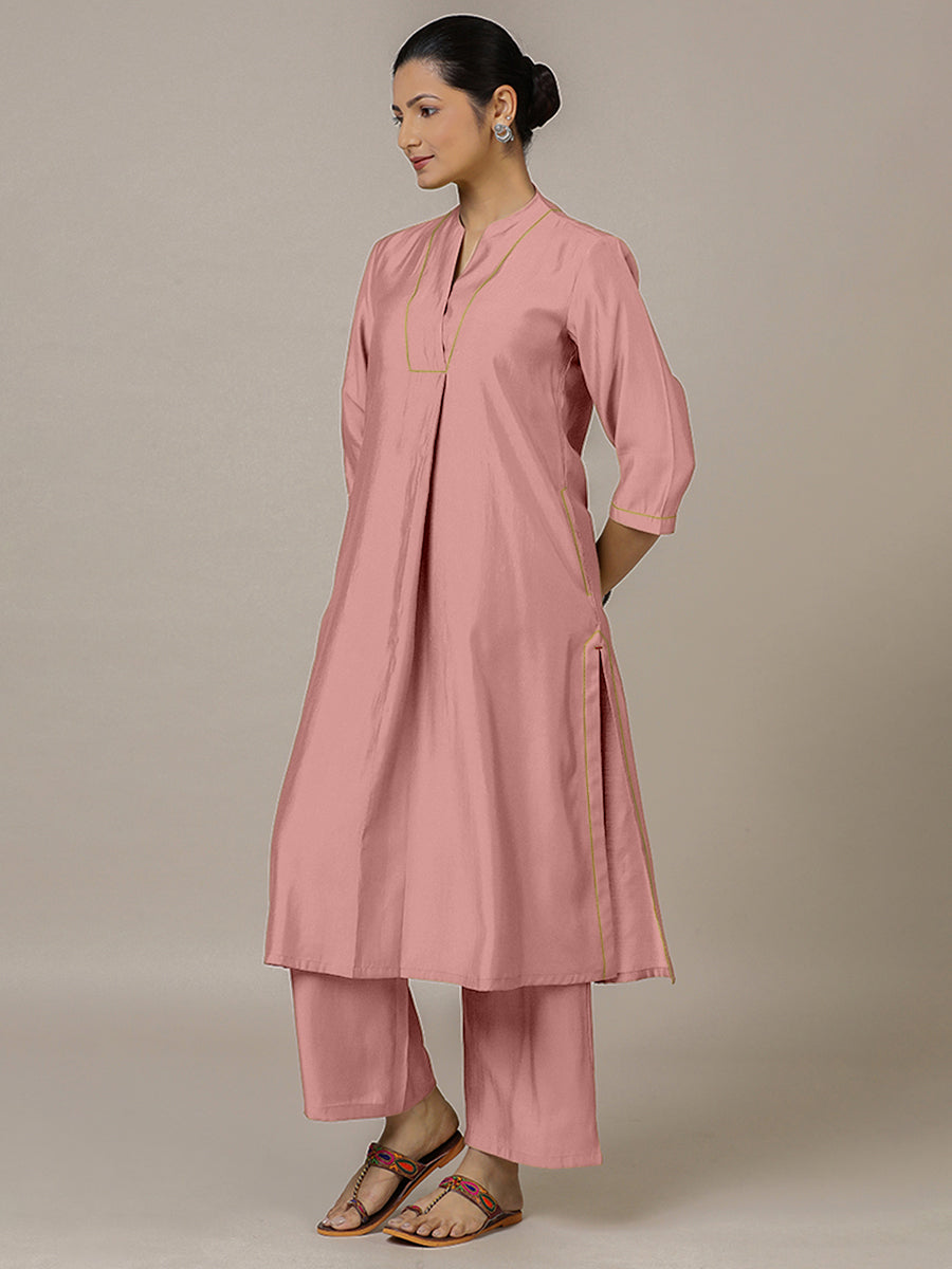 Paakhi x Rozaana Kurta, in Pink Viscose, featuring three quarter sleeves and round neck with splitline (view 8).