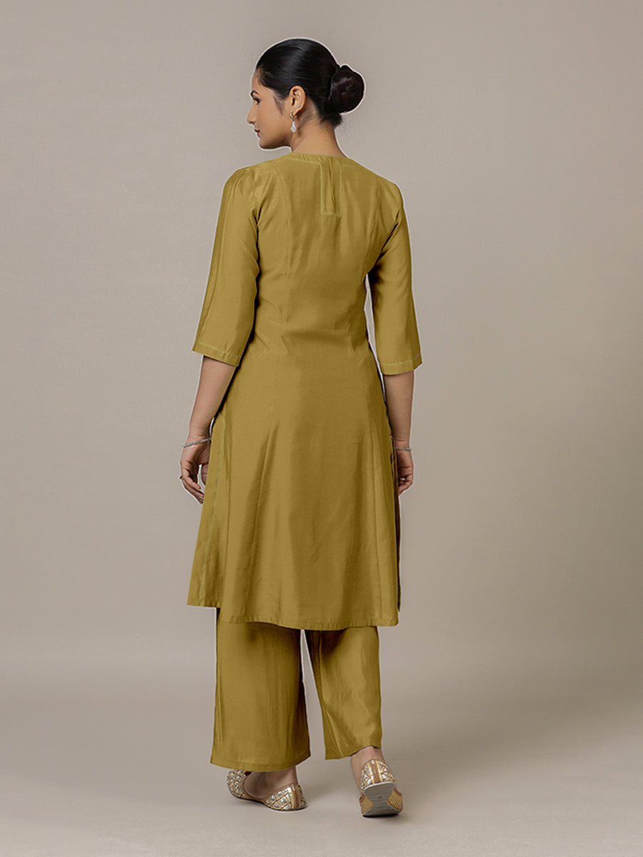 Piya x Rozaana Kurta, in Yellow Viscose, featuring three quarter sleeves and v-neckline, made for daily & work (view 2).