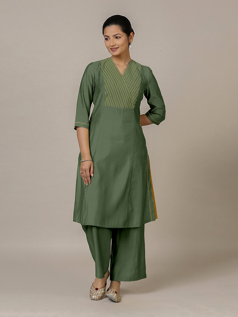 Piya x Rozaana | A Line Kurta in Hunter Green with Thread Work | Coords or Only Kurta-Binks