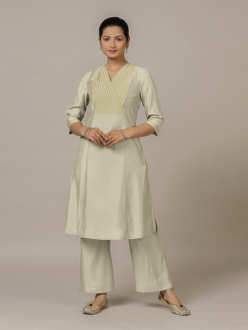 Piya x Rozaana | A Line Kurta in Ivory with Thread Work | Coords or Only Kurta-Binks