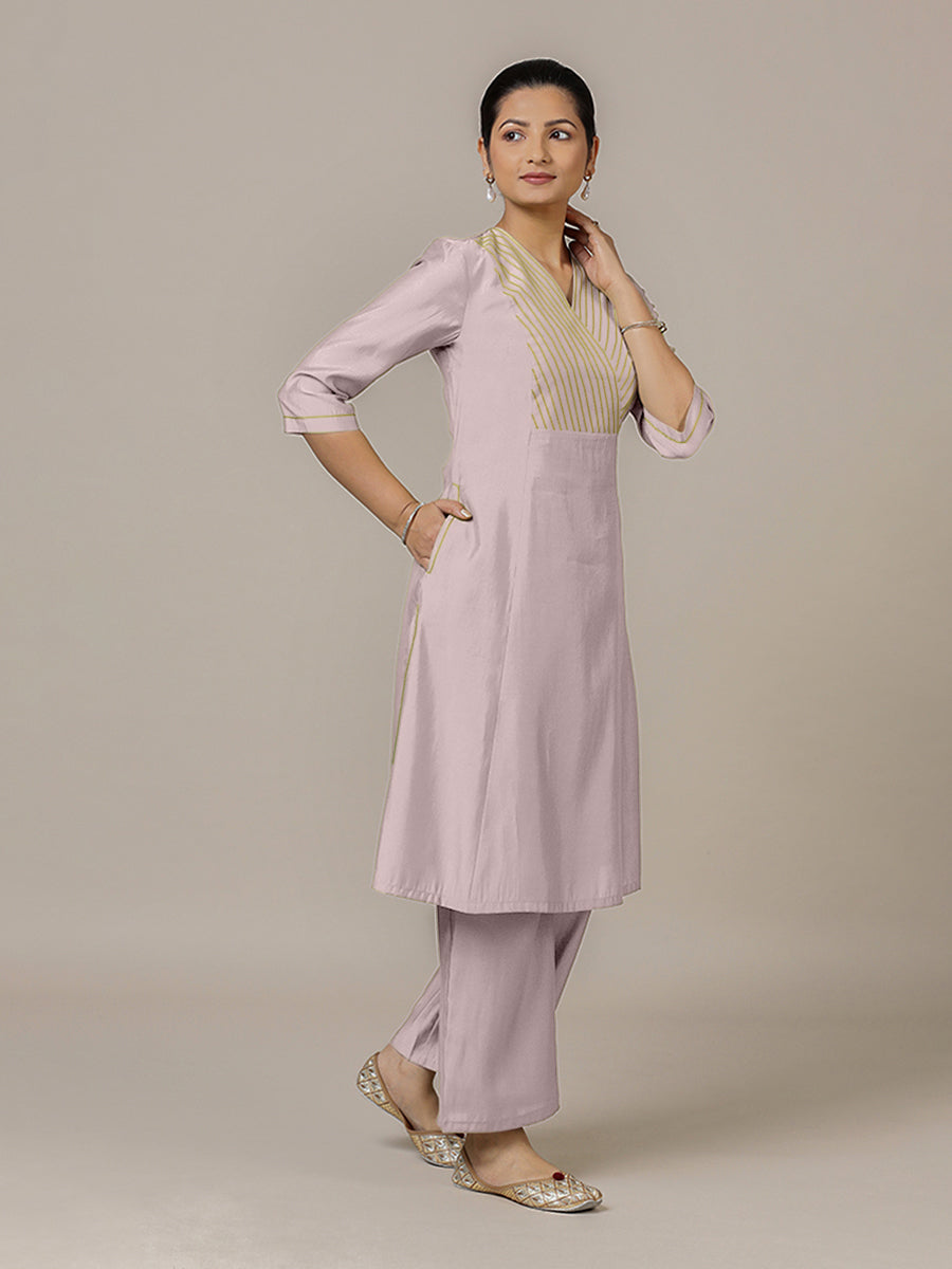 Piya x Rozaana Kurta, in Purple Viscose, featuring three quarter sleeves and v-neckline, made for daily & work (view 8).