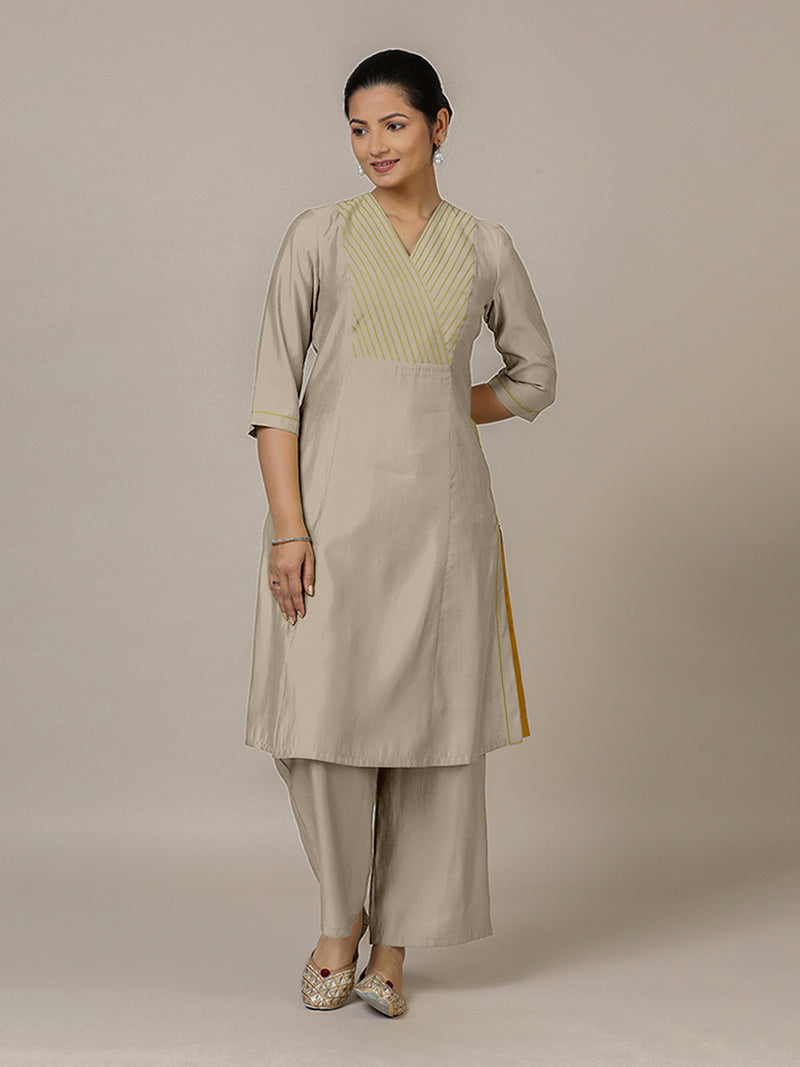 Piya x Rozaana | A Line Kurta in Oyster Grey with Thread Work | Coords or Only Kurta-Binks
