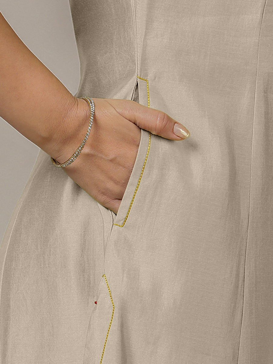 Piya x Rozaana Kurta, in Grey Viscose, featuring three quarter sleeves and v-neckline, made for daily & work (view 5).