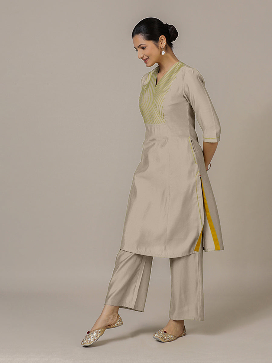 Piya x Rozaana Kurta, in Grey Viscose, featuring three quarter sleeves and v-neckline, made for daily & work (view 6).