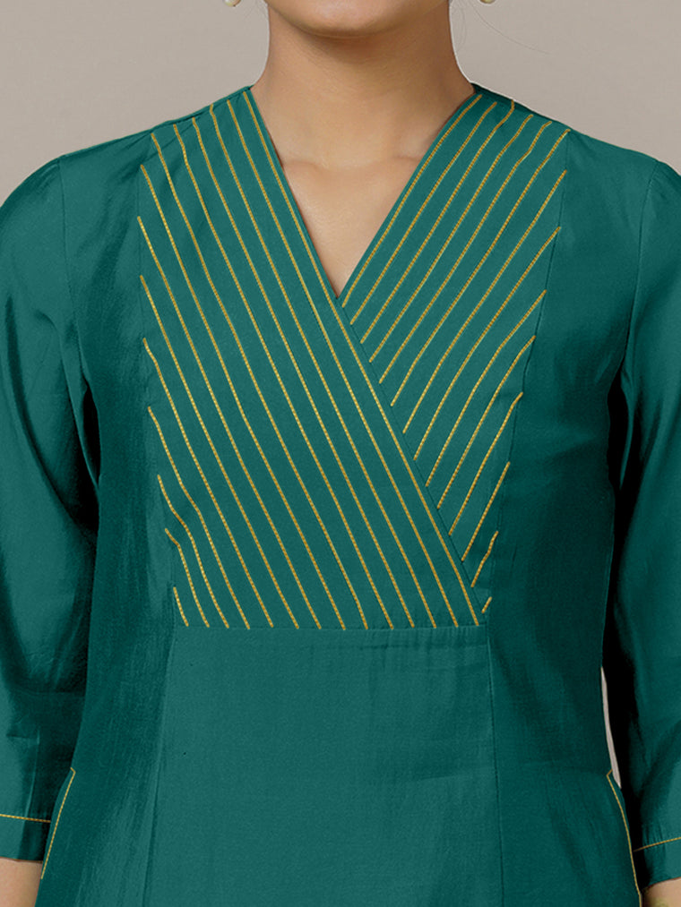 Piya x Rozaana Kurta, in Green Viscose, featuring three quarter sleeves and v-neckline, made for daily & work (view 2).