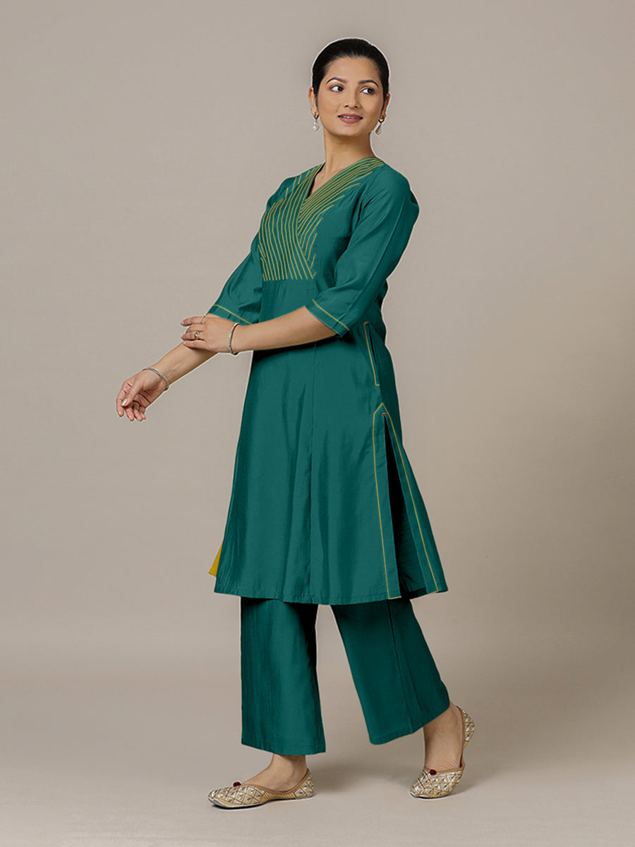 Piya x Rozaana Kurta, in Green Viscose, featuring three quarter sleeves and v-neckline, made for daily & work (view 6).