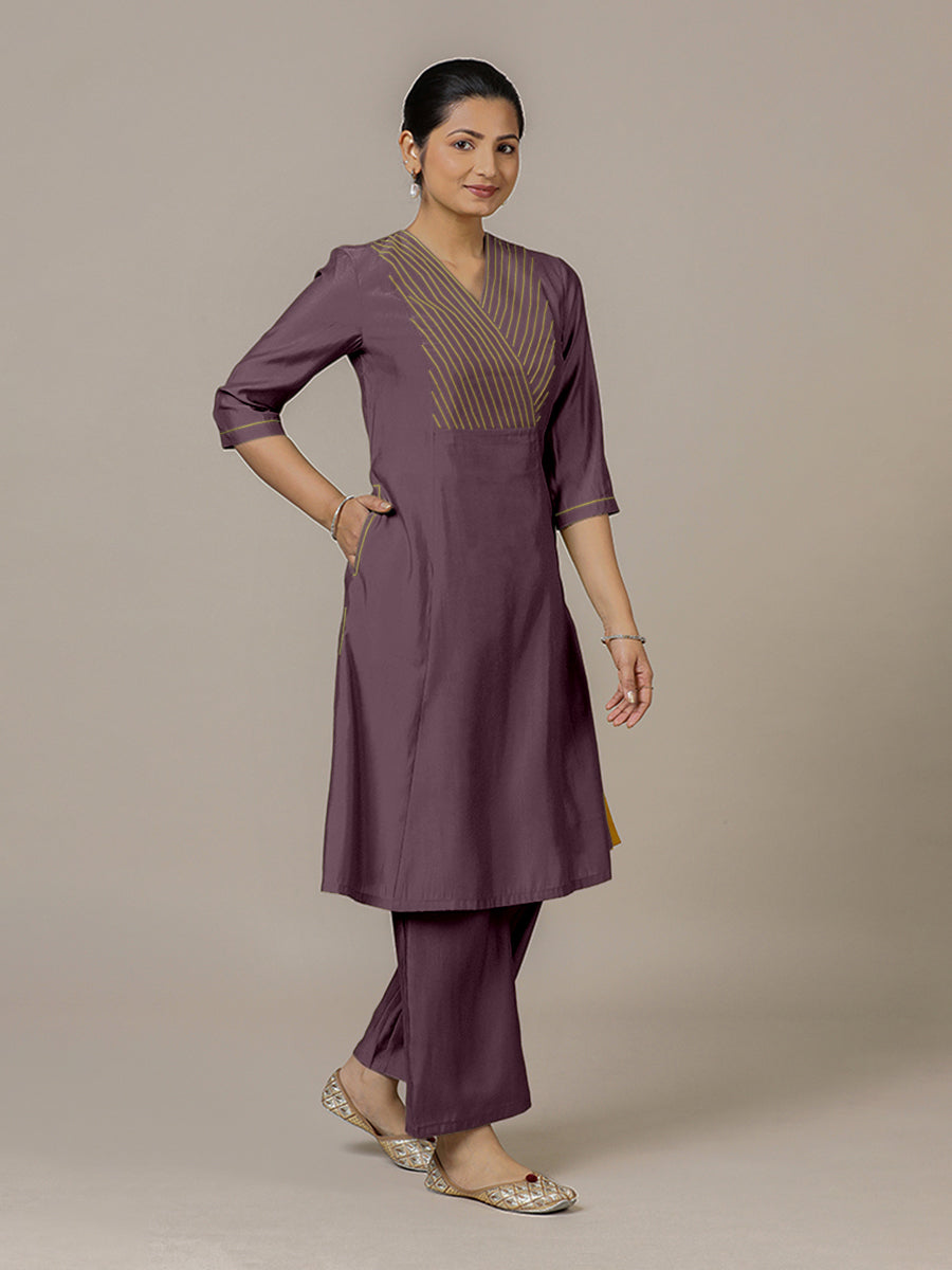 Piya x Rozaana Kurta, in Purple Viscose, featuring three quarter sleeves and v-neckline, made for daily & work (view 8).