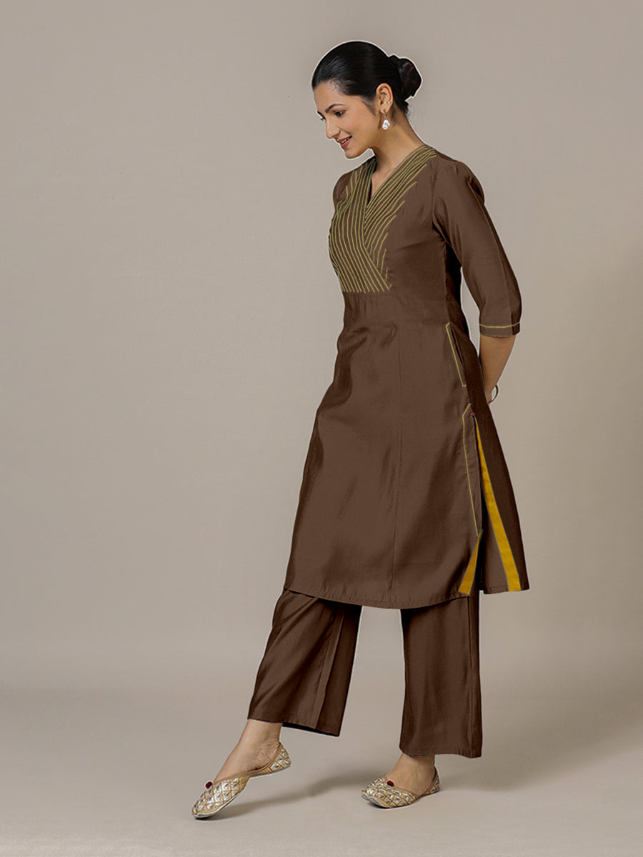 Piya x Rozaana Kurta, in Brown Viscose, featuring three quarter sleeves and v-neckline, made for daily & work (view 6).