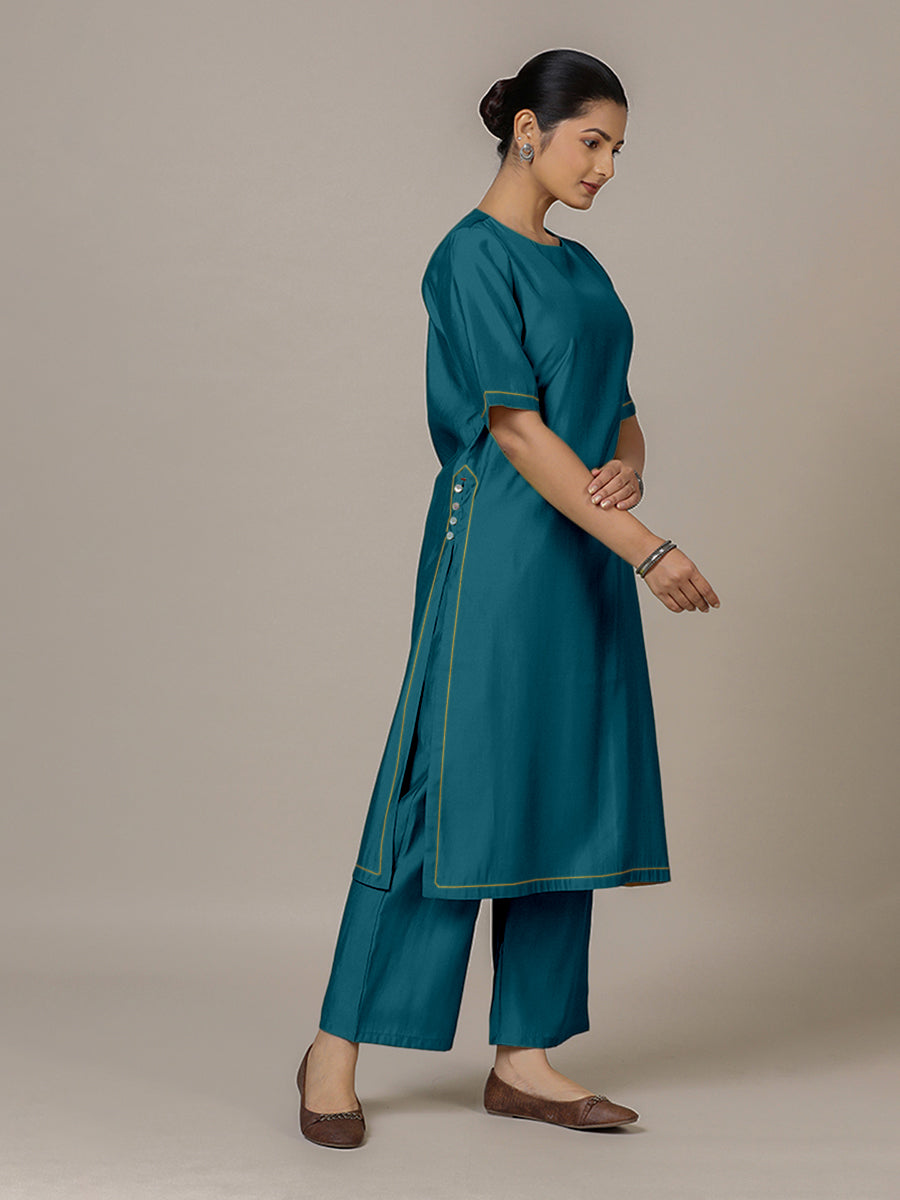 Riya x Rozaana Kurta, in Blue Viscose, featuring elbow sleeves and jewel neckline, made for daily & work (view 8).