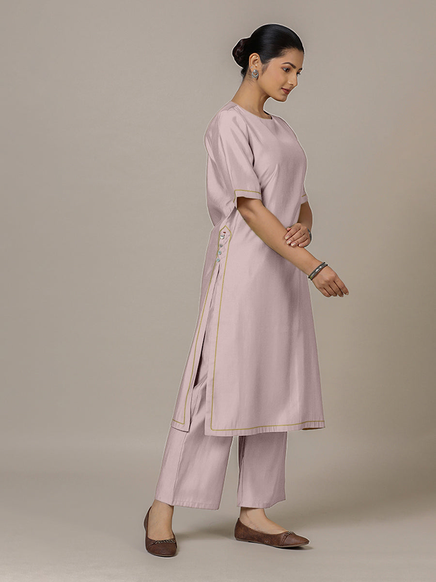 Riya x Rozaana Kurta, in Purple Viscose, featuring elbow sleeves and jewel neckline, made for daily & work (view 8).