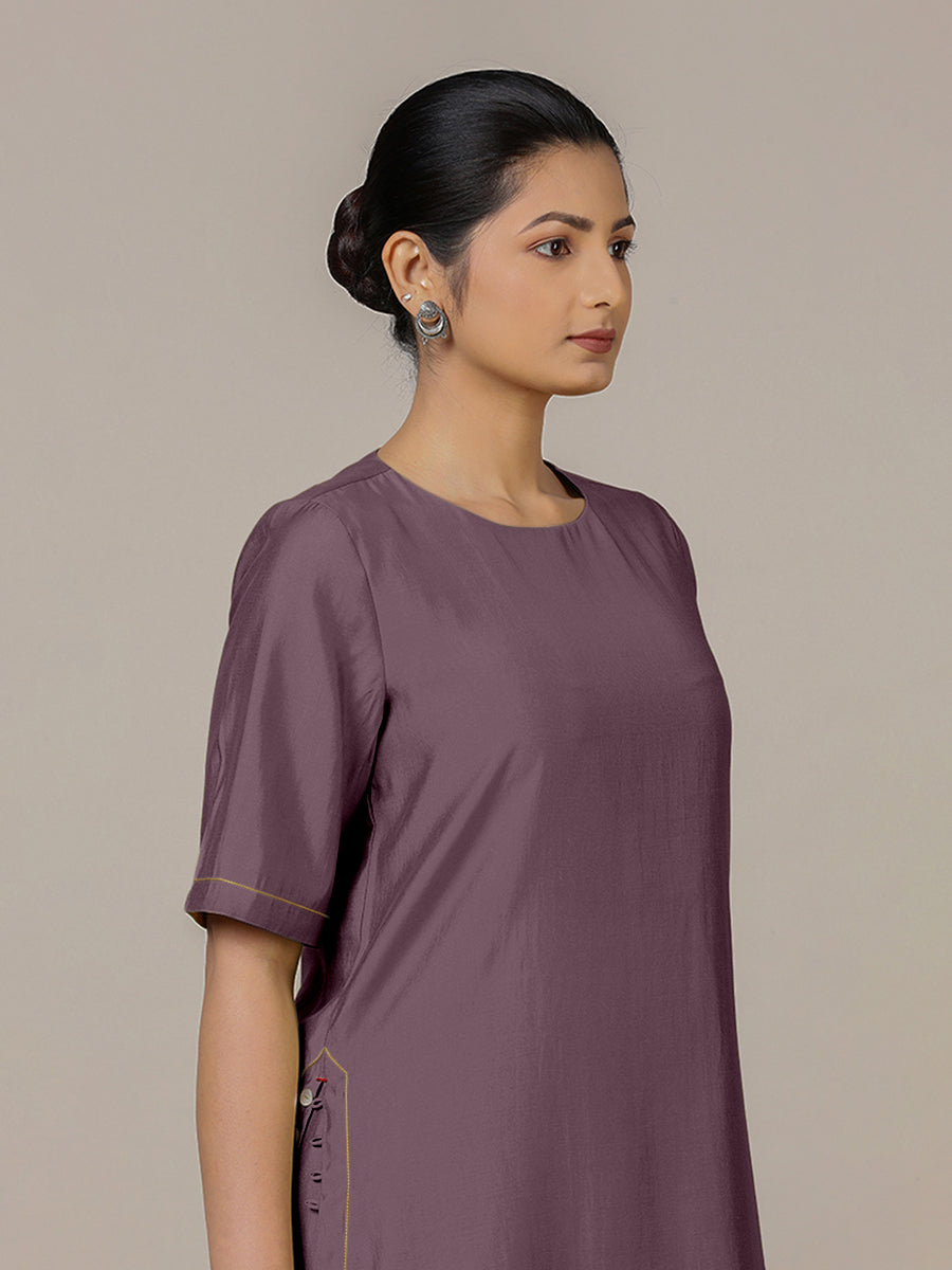 Riya x Rozaana Kurta, in Purple Viscose, featuring elbow sleeves and jewel neckline, made for daily & work (view 4).