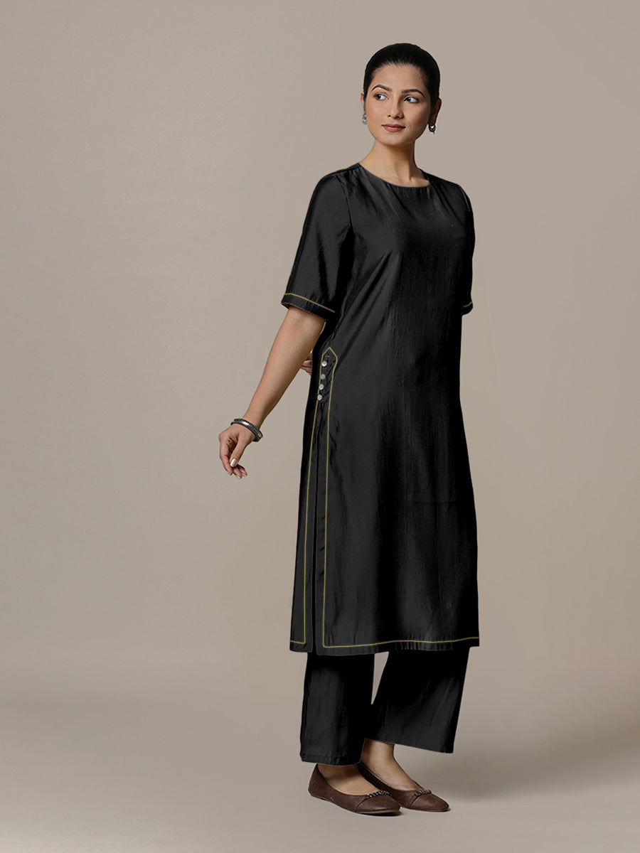 Riya x Rozaana Kurta, in Black Viscose, featuring elbow sleeves and jewel neckline, made for daily & work (view 8).