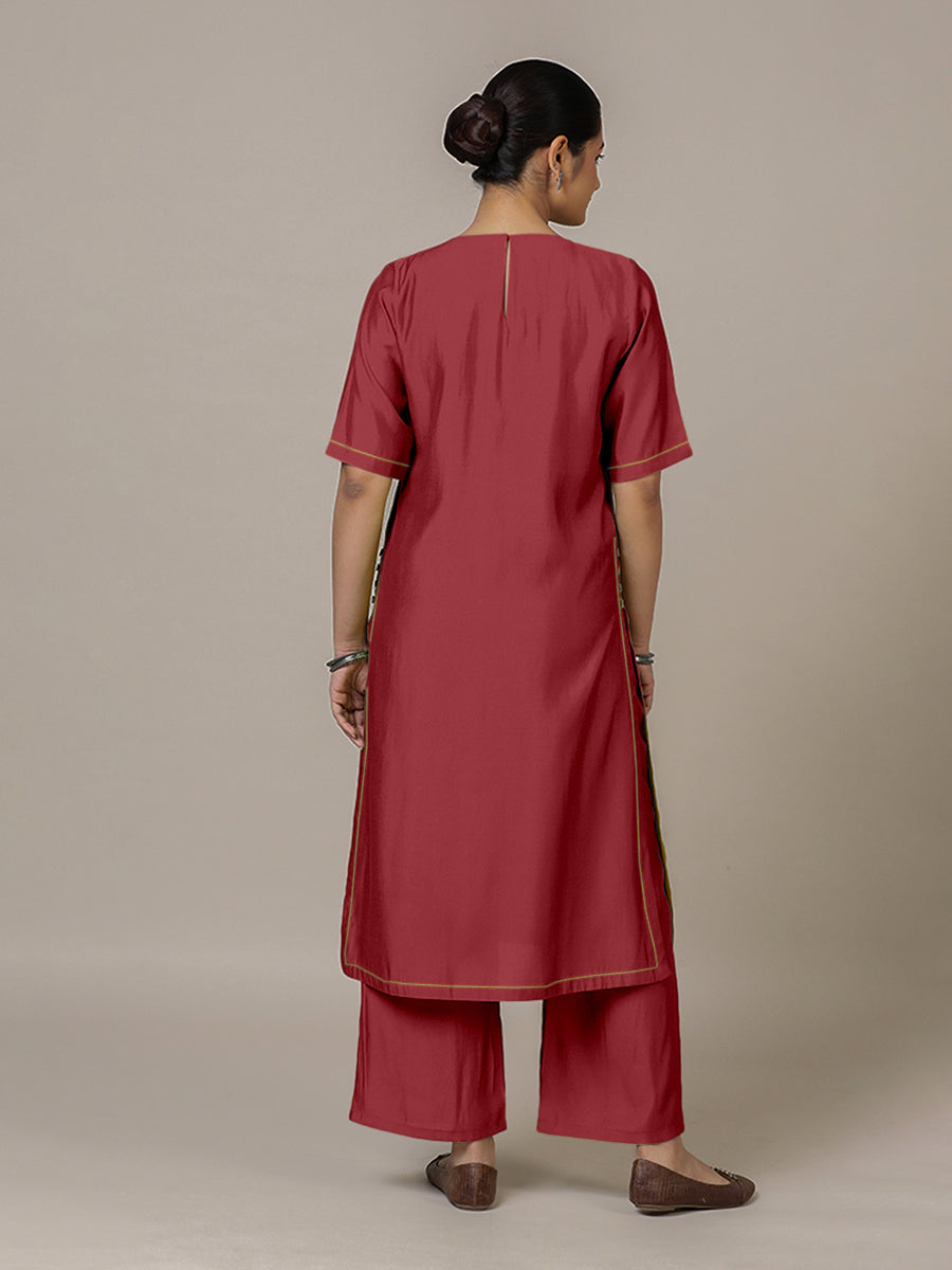 Riya x Rozaana Kurta, in Red Viscose, featuring elbow sleeves and jewel neckline, made for daily & work (view 2).