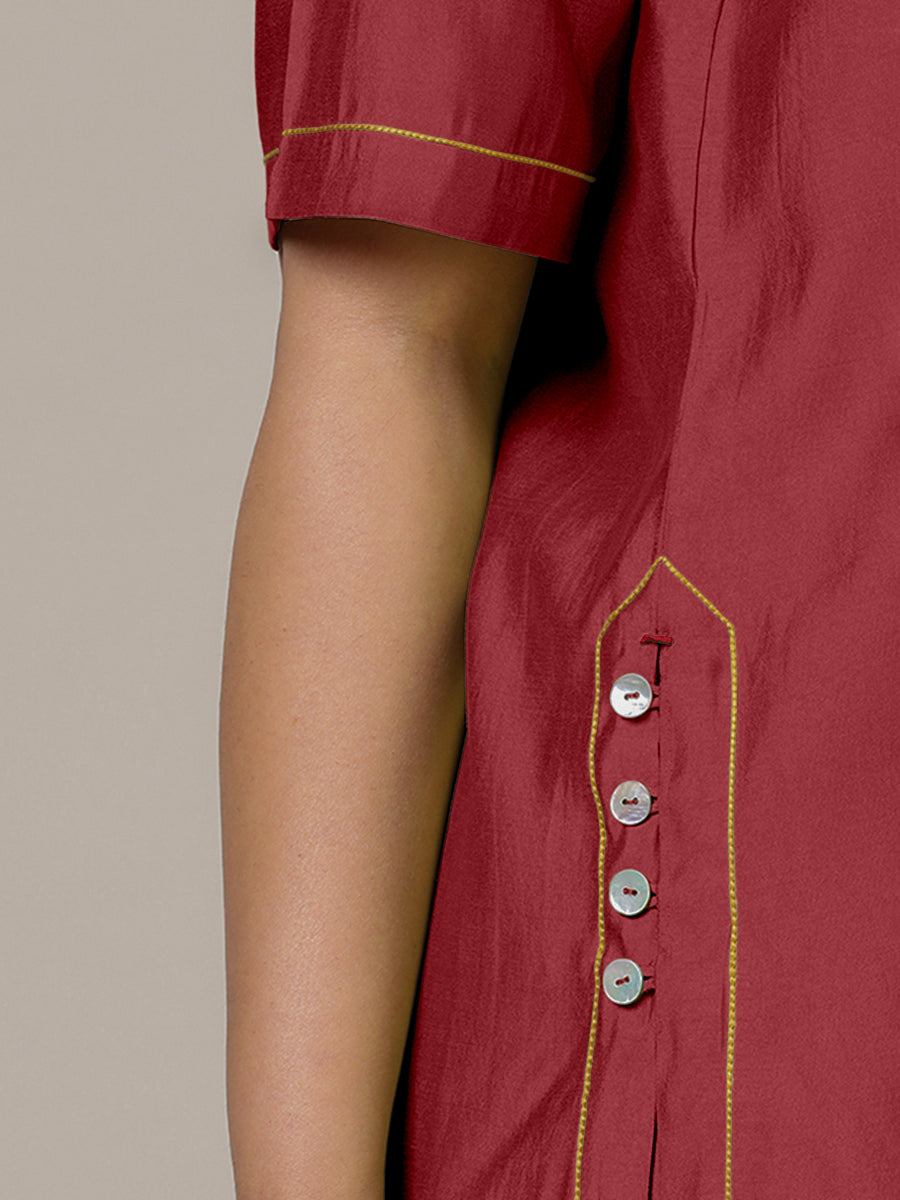 Riya x Rozaana Kurta, in Red Viscose, featuring elbow sleeves and jewel neckline, made for daily & work (view 3).