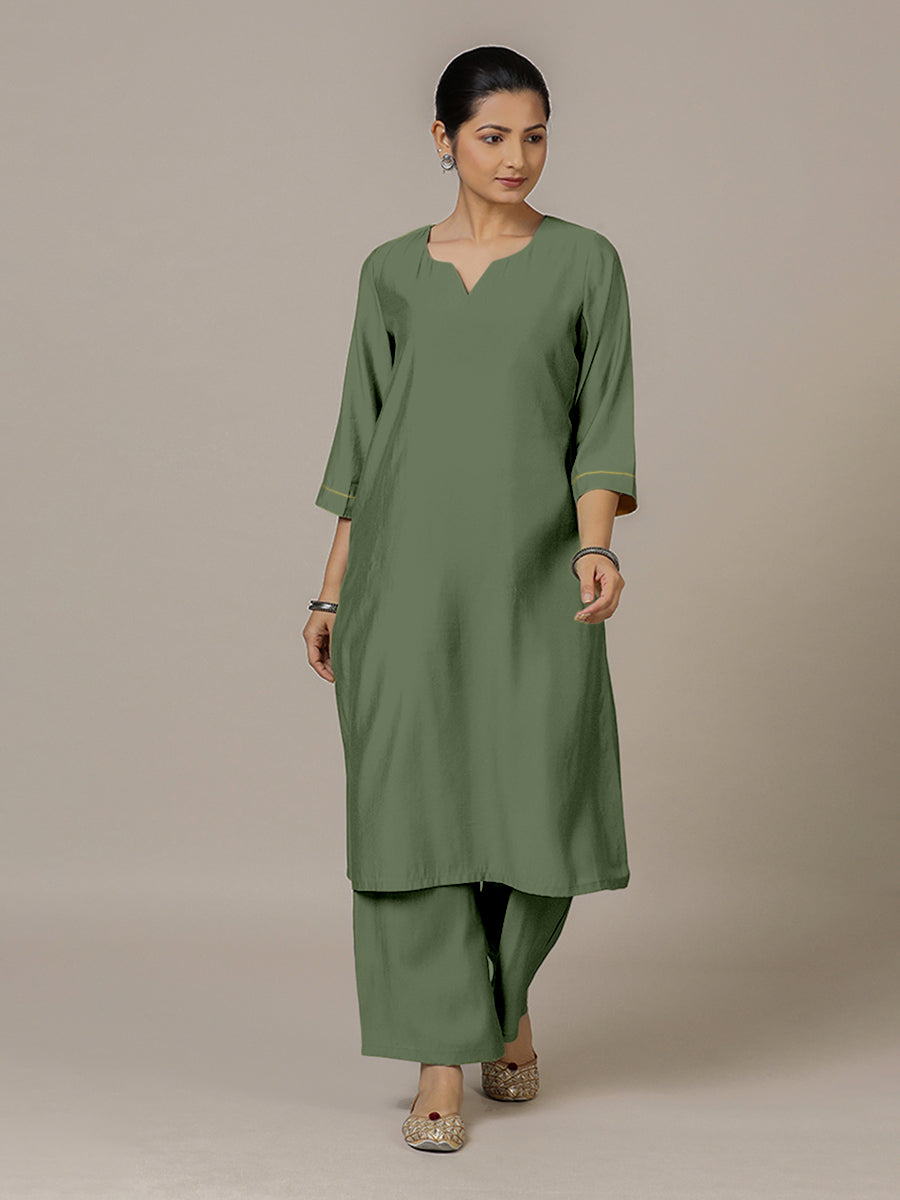 Sadaf x Rozaana Kurta, in Green Viscose, featuring three quarter sleeves and round neck with splitline (view 6).