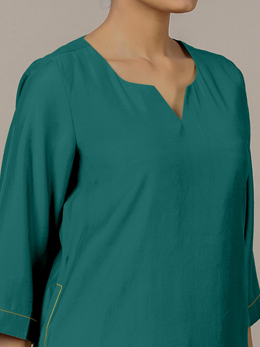 Sadaf x Rozaana Kurta, in Green Viscose, featuring three quarter sleeves and round neck with splitline (view 5).