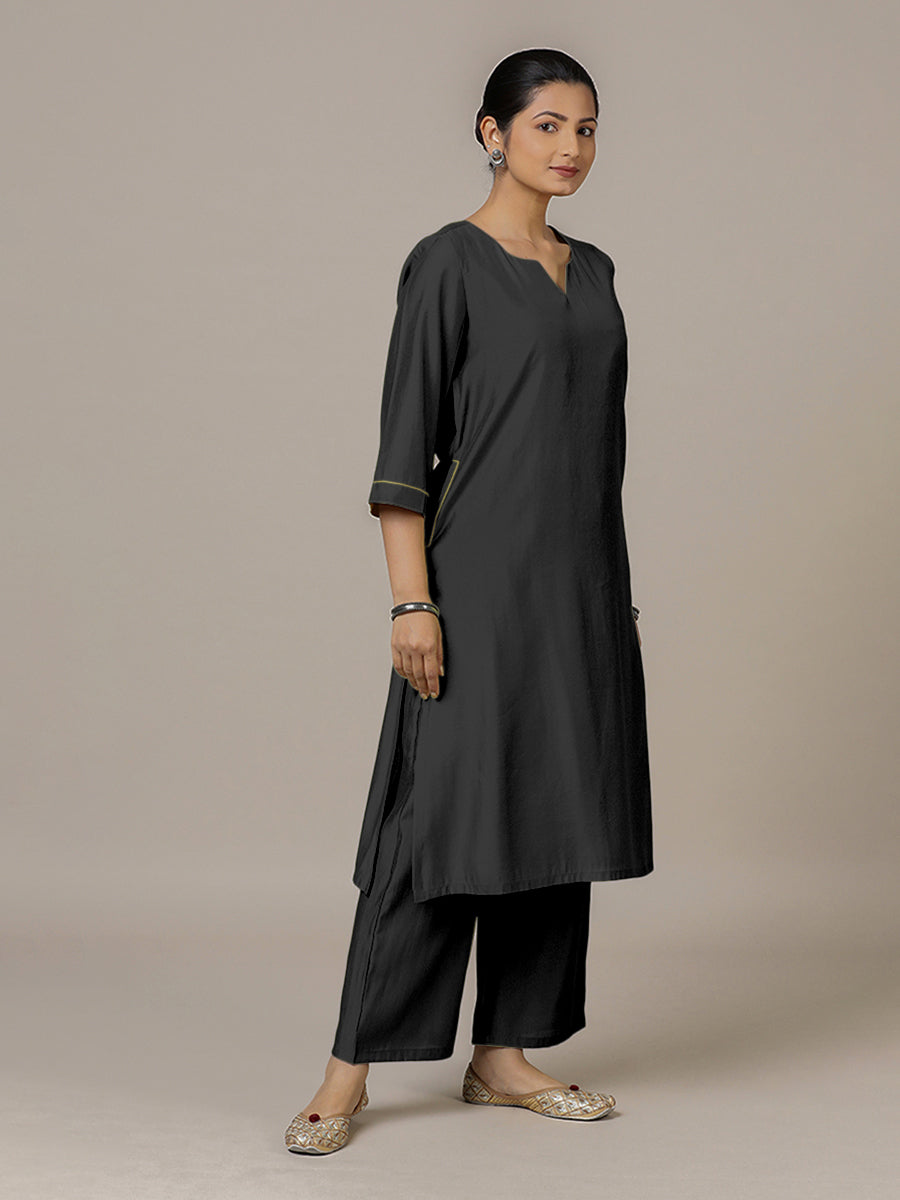 Sadaf x Rozaana | A Line Kurta in Raven Black with Thread Work | Coords or Only Kurta