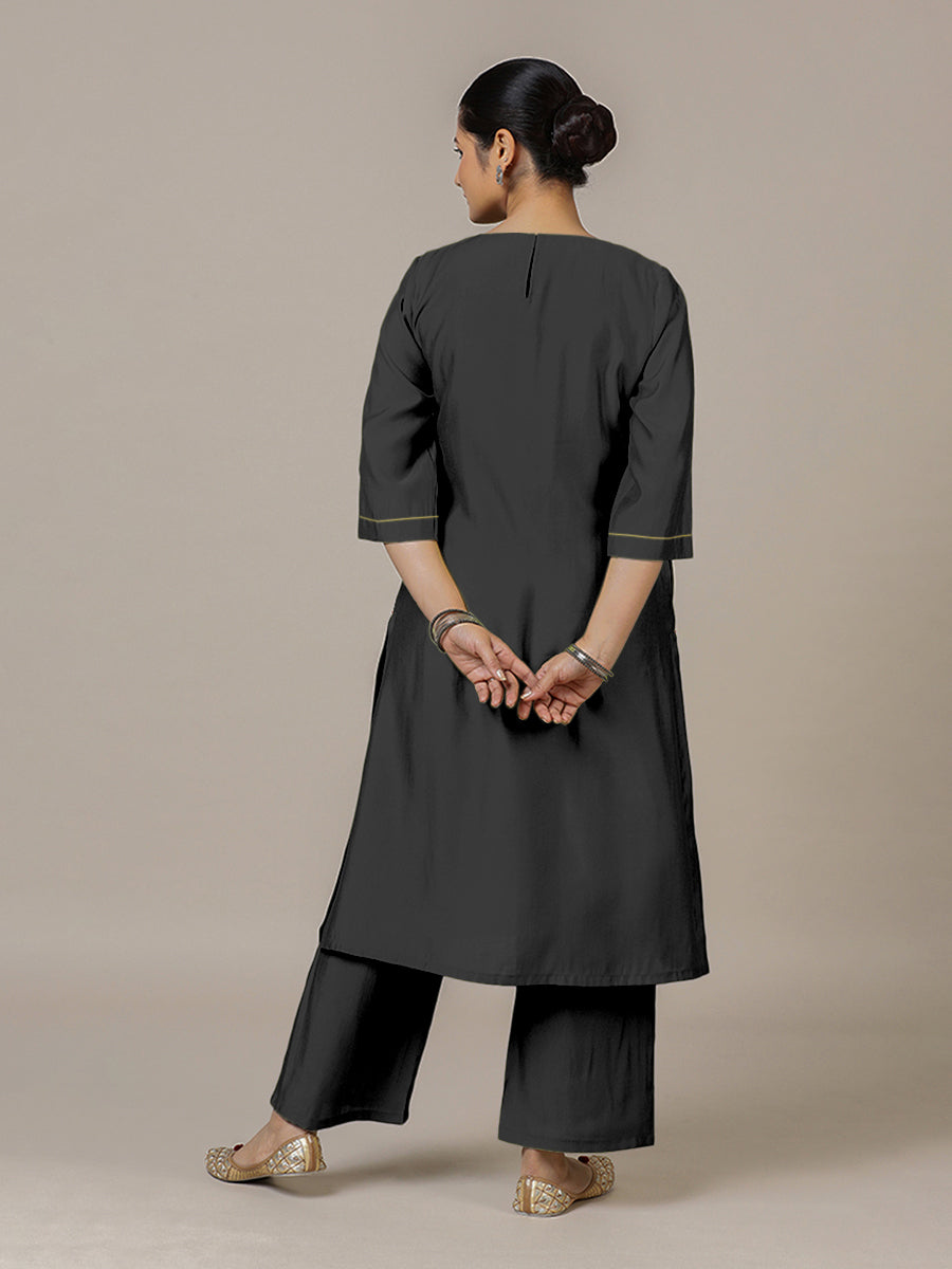 Sadaf x Rozaana Kurta, in Black Viscose, featuring three quarter sleeves and round neck with splitline (view 2).