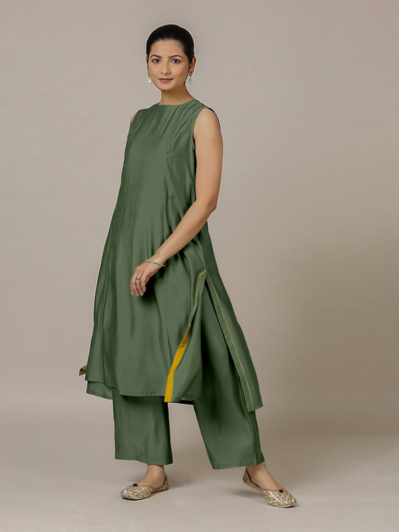 Sameera x Rozaana | A Line Kurta in Hunter Green with Thread Work | Coords or Only Kurta-Binks