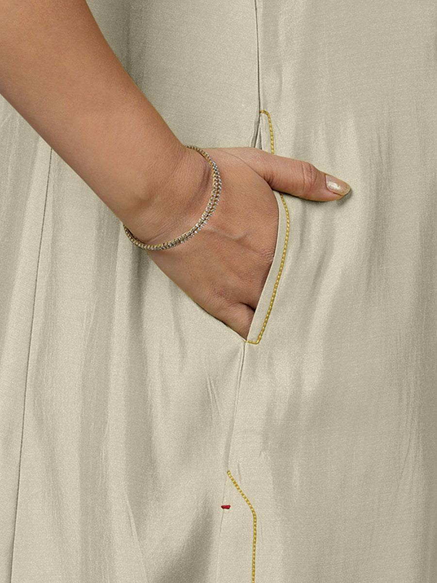 Sameera x Rozaana Kurta, in Cream Viscose, featuring sleeveless and jewel neckline, made for daily & work (view 4).