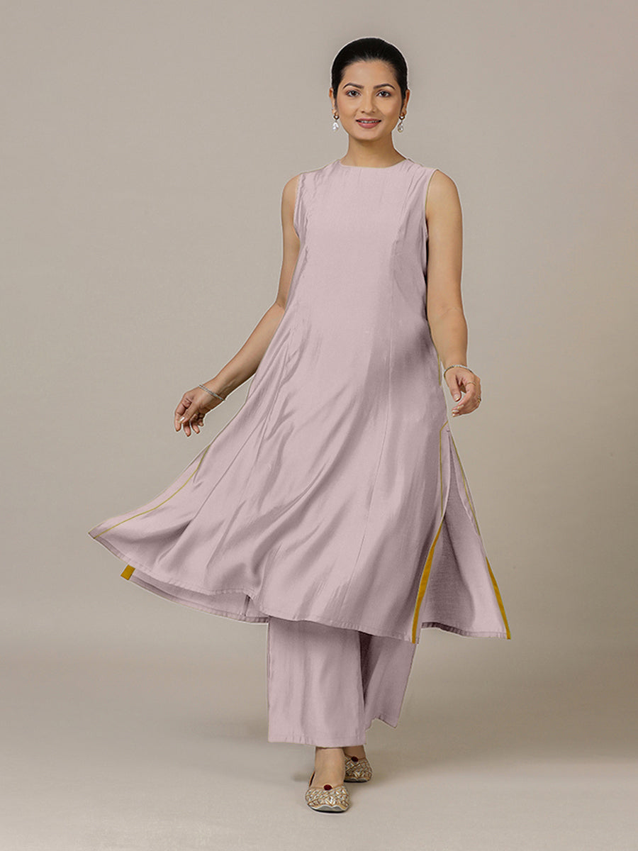 Sameera x Rozaana Kurta, in Purple Viscose, featuring sleeveless and jewel neckline, made for daily & work (view 6).