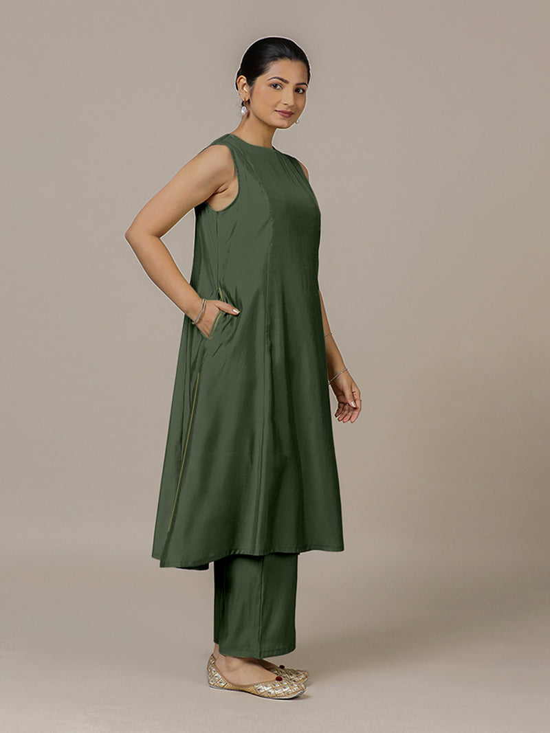 Sameera x Rozaana | A Line Kurta in Pine Green with Thread Work | Coords or Only Kurta-Binks