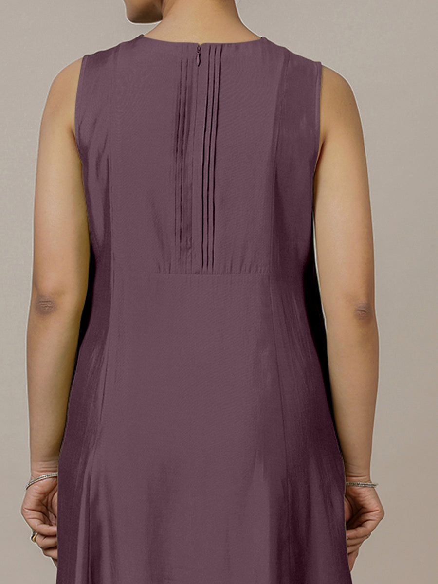 Sameera x Rozaana Kurta, in Purple Viscose, featuring sleeveless and jewel neckline, made for daily & work (view 3).