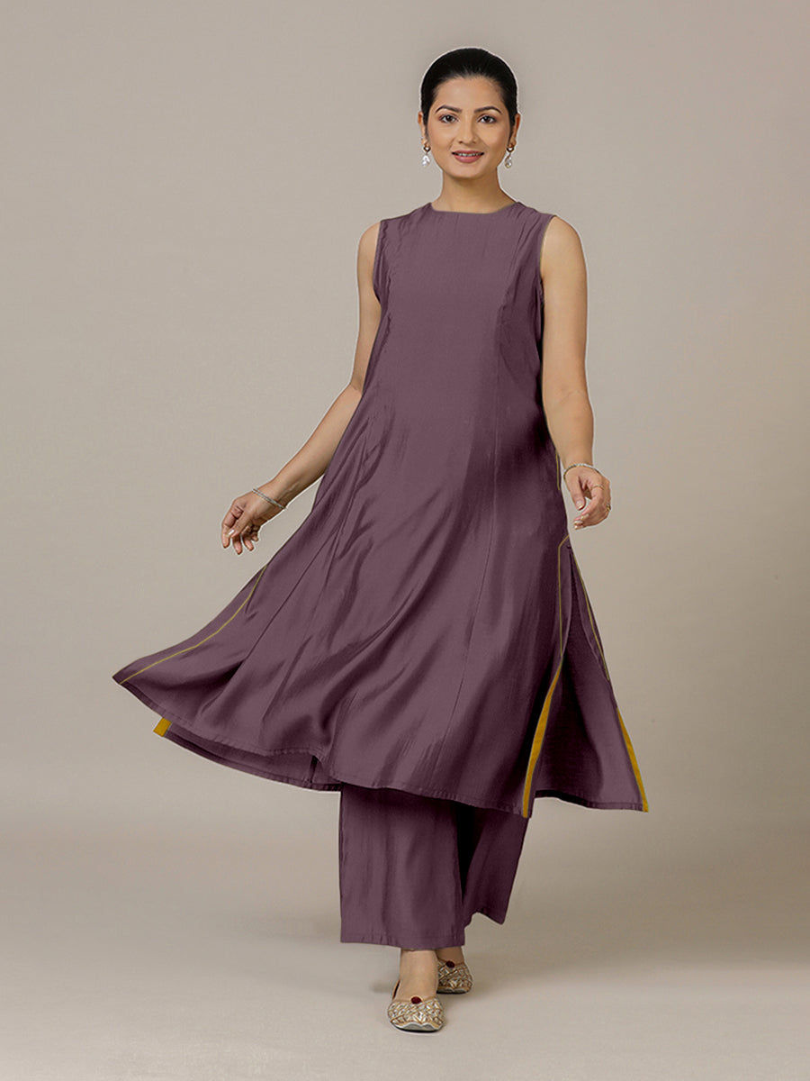 Sameera x Rozaana Kurta, in Purple Viscose, featuring sleeveless and jewel neckline, made for daily & work (view 6).
