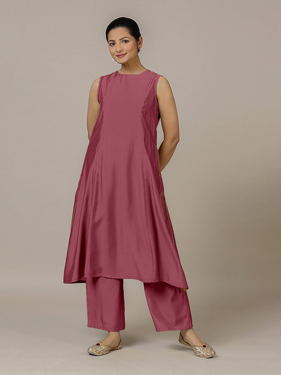 Sameera x Rozaana Kurta, in Pink Viscose, featuring sleeveless and jewel neckline, made for daily & work (view 6).