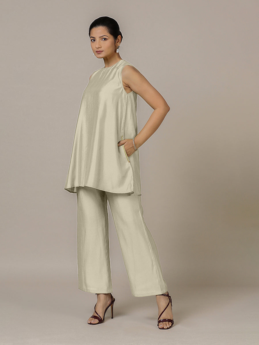 Sana x Rozaana | A Line Kurta in Ivory with Thread Work | Coords or Only Kurta