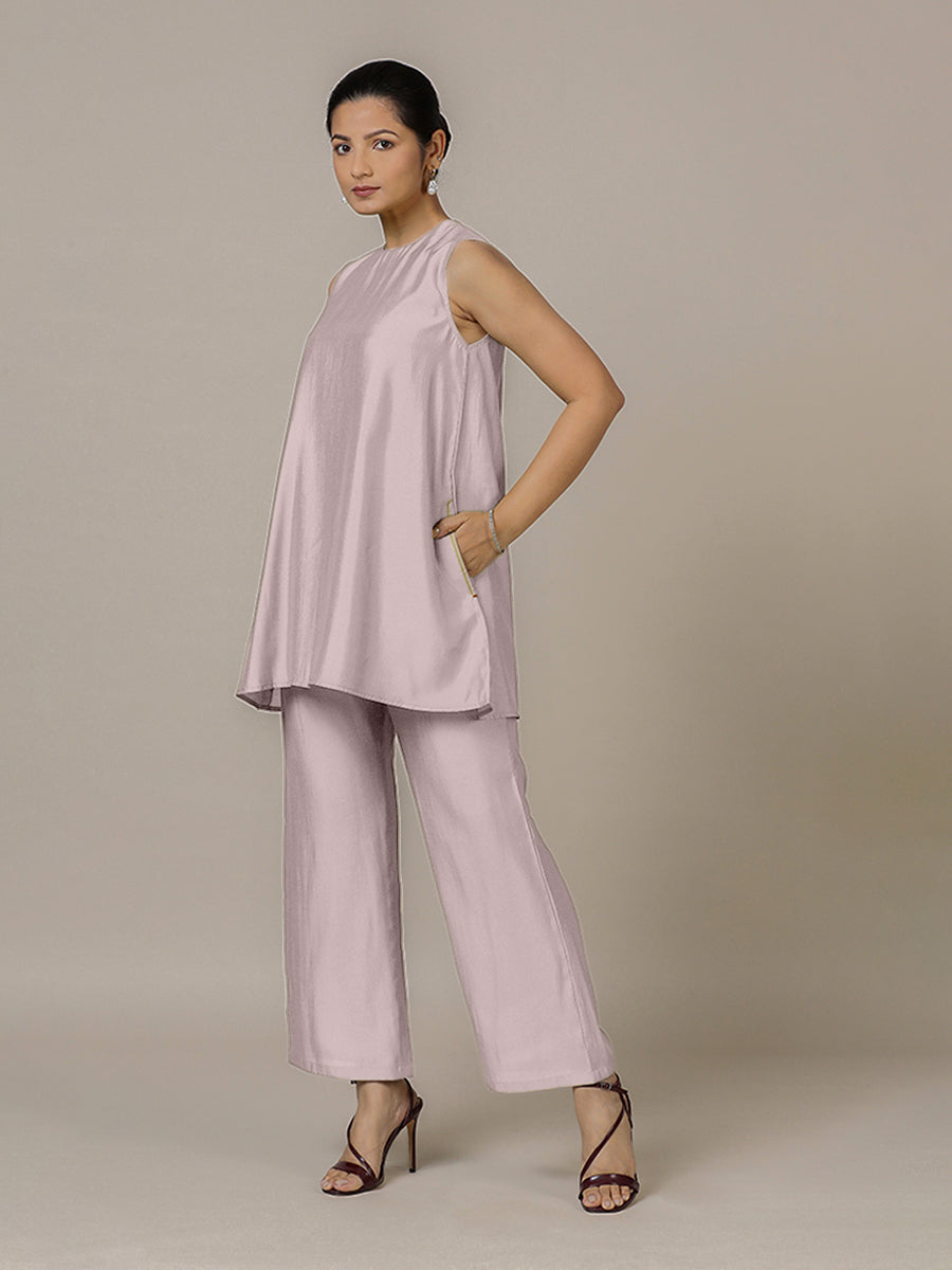 Sana x Rozaana Kurta, in Purple Viscose, featuring sleeveless and jewel neckline, made for daily & work (view 7).
