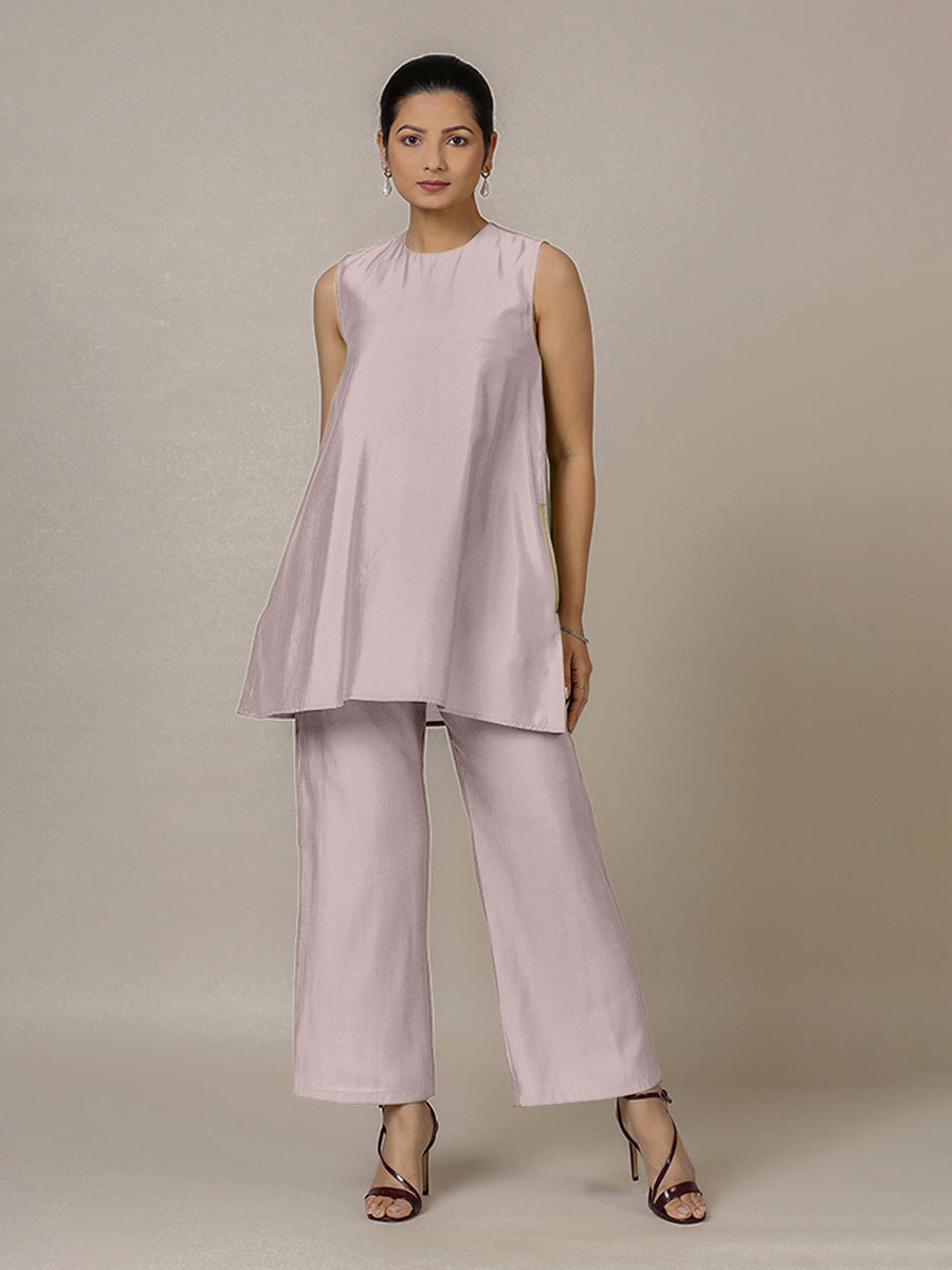 Sana x Rozaana Kurta, in Purple Viscose, featuring sleeveless and jewel neckline, made for daily & work (view 8).