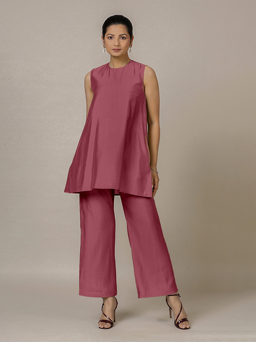 Sana x Rozaana Kurta, in Pink Viscose, featuring sleeveless and jewel neckline, made for daily & work (view 8).