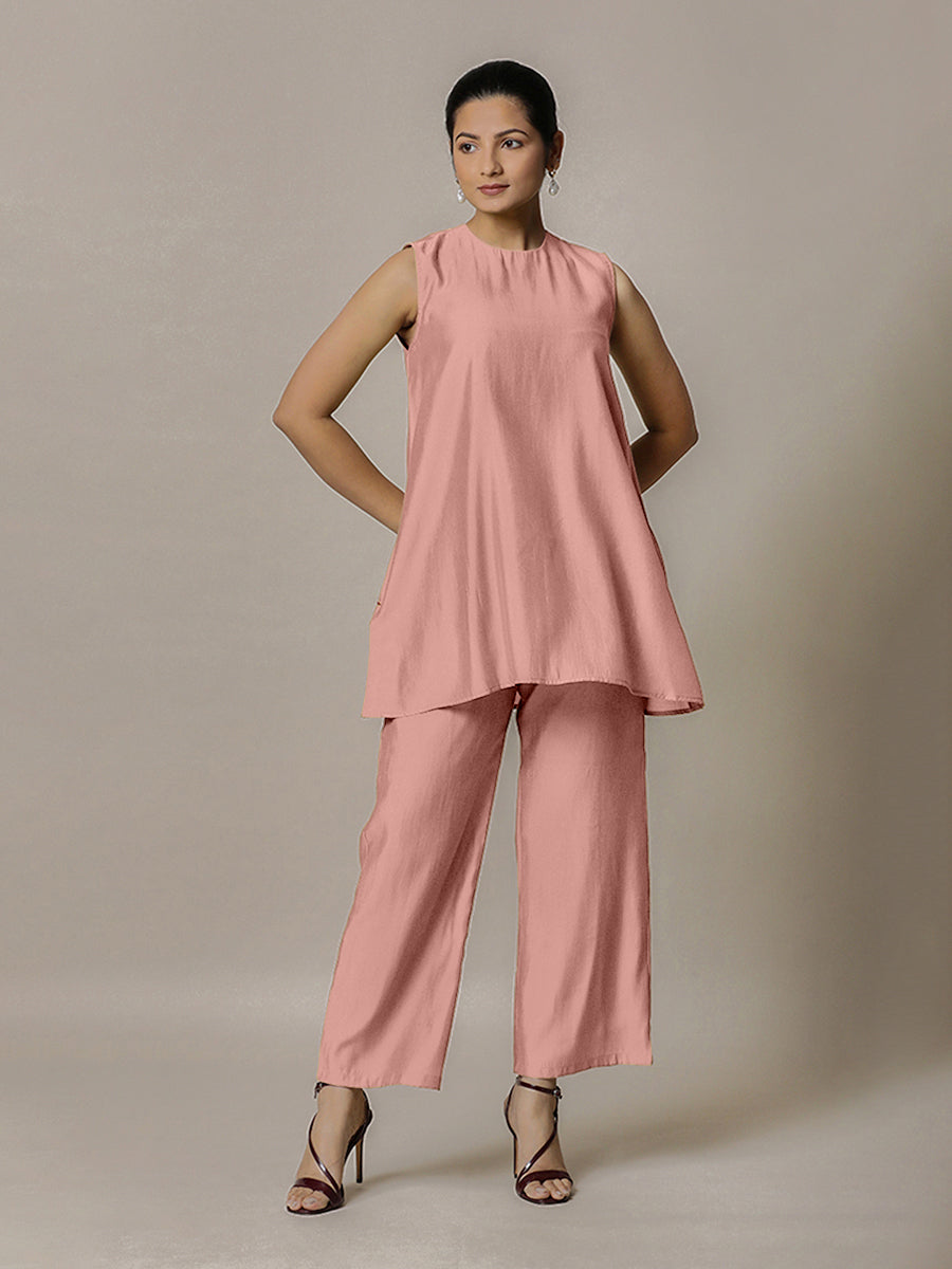 Sana x Rozaana Kurta, in Pink Viscose, featuring sleeveless and jewel neckline, made for daily & work (view 4).