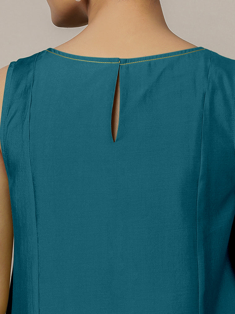 Sarah x Rozaana Kurta, in Blue Viscose, featuring sleeveless and boat neckline, made for daily & work (view 3).