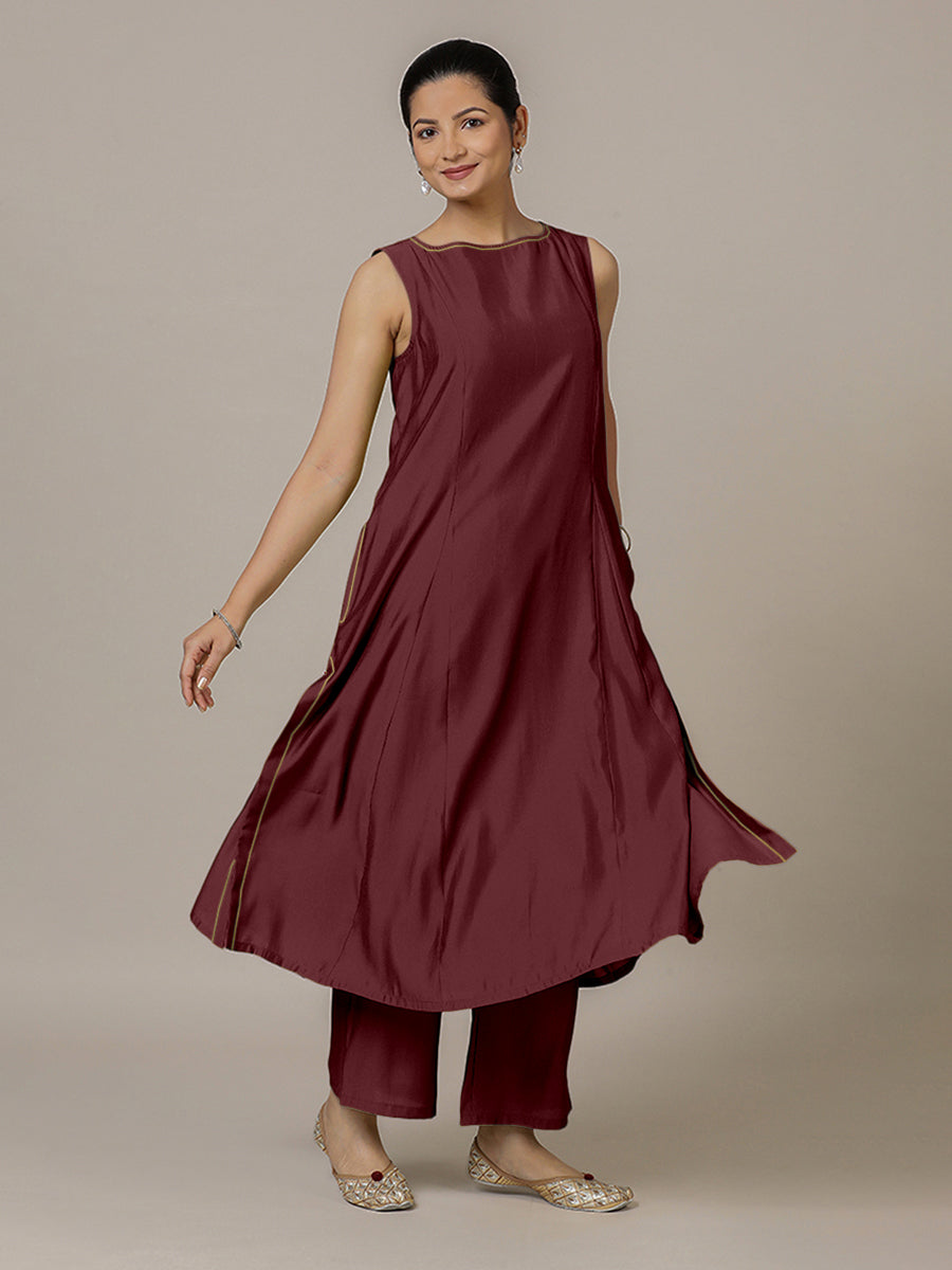 Sarah x Rozaana Kurta, in Maroon Viscose, featuring sleeveless and boat neckline, made for daily & work (view 6).