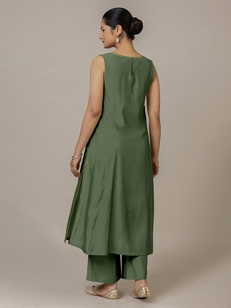 Sarah x Rozaana Kurta, in Green Viscose, featuring sleeveless and boat neckline, made for daily & work (view 2).