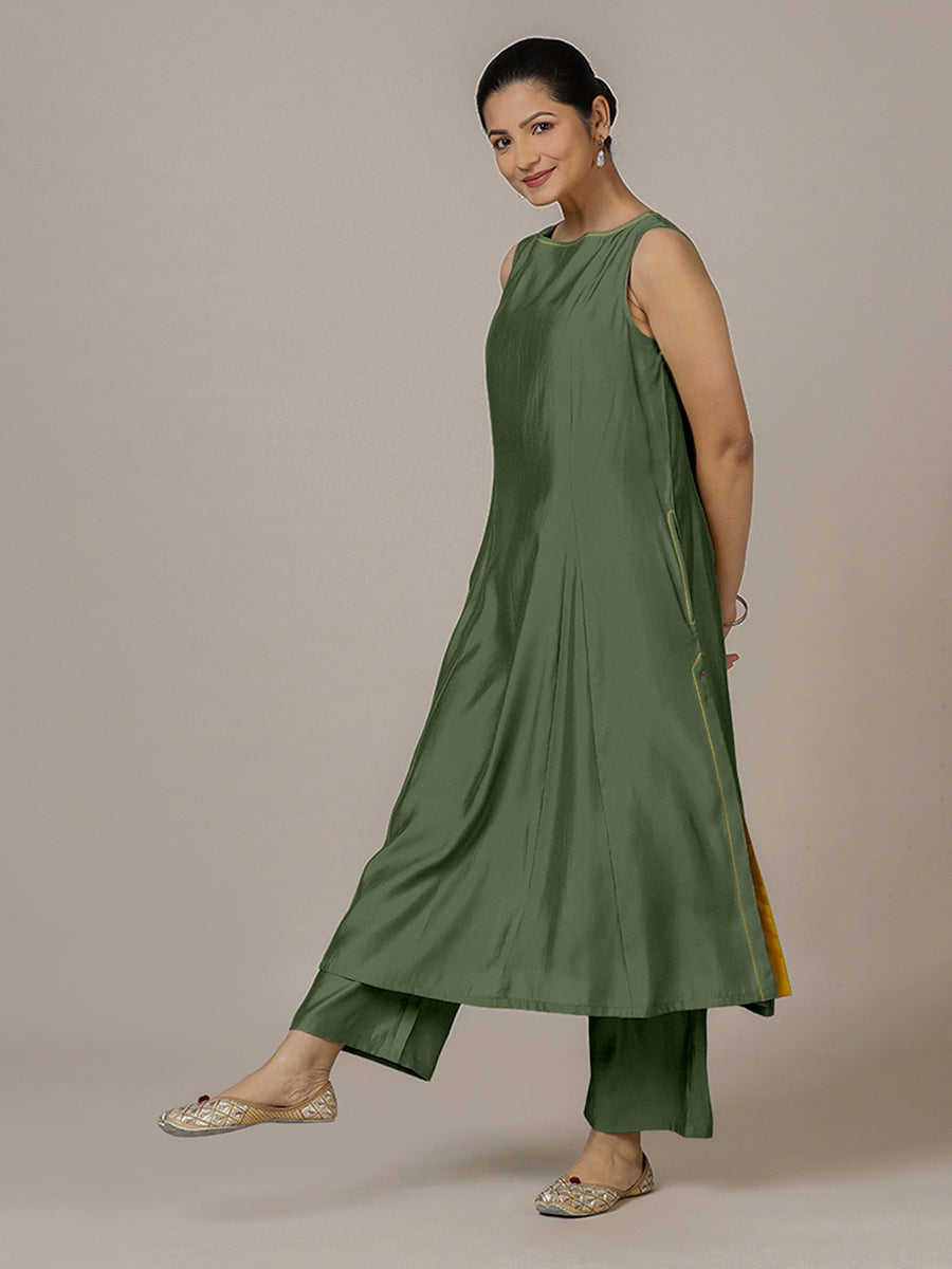 Sarah x Rozaana Kurta, in Green Viscose, featuring sleeveless and boat neckline, made for daily & work (view 6).