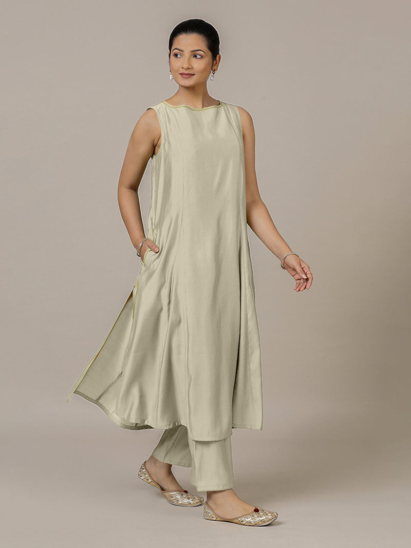 Sarah x Rozaana | A Line Kurta in Ivory with Thread Work | Coords or Only Kurta-Binks