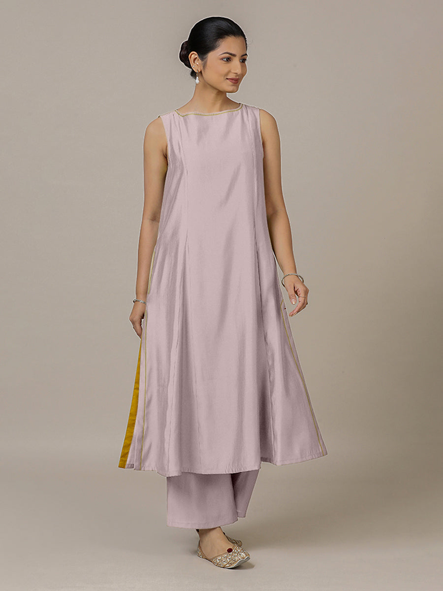 Sarah x Rozaana Kurta, in Purple Viscose, featuring sleeveless and boat neckline, made for daily & work (view 8).