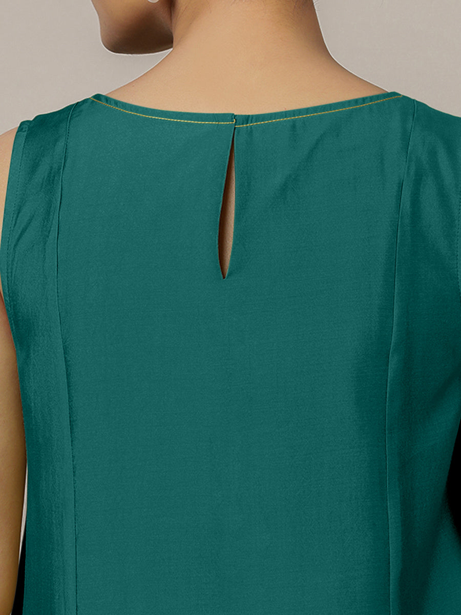 Sarah x Rozaana Kurta, in Green Viscose, featuring sleeveless and boat neckline, made for daily & work (view 3).