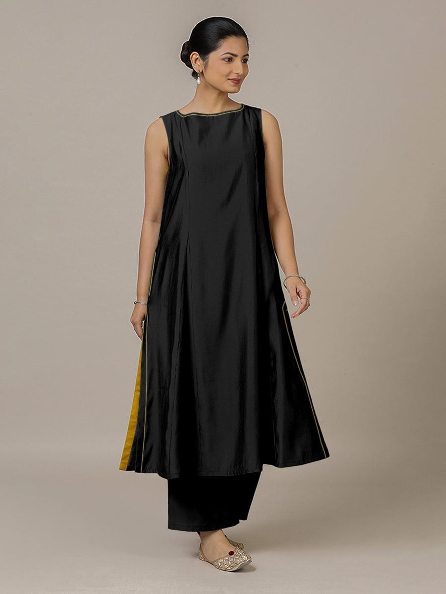 Sarah x Rozaana Kurta, in Black Viscose, featuring sleeveless and boat neckline, made for daily & work.