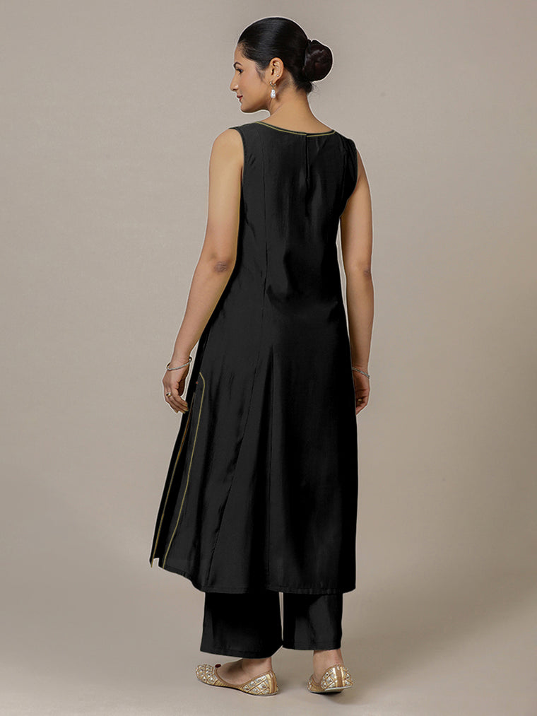 Sarah x Rozaana Kurta, in Black Viscose, featuring sleeveless and boat neckline, made for daily & work (view 3).