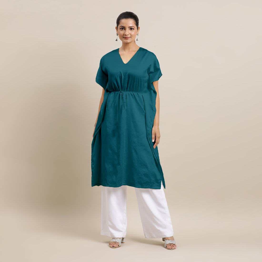 Siya x Rozaana Kurta, in Green Viscose, featuring elbow sleeves and v-neckline, made for daily & work (view 5).
